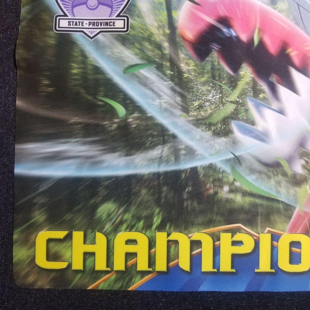 【公式/海外限定】メガハッサム　CHAMPION　チャンピオン　プレイマット