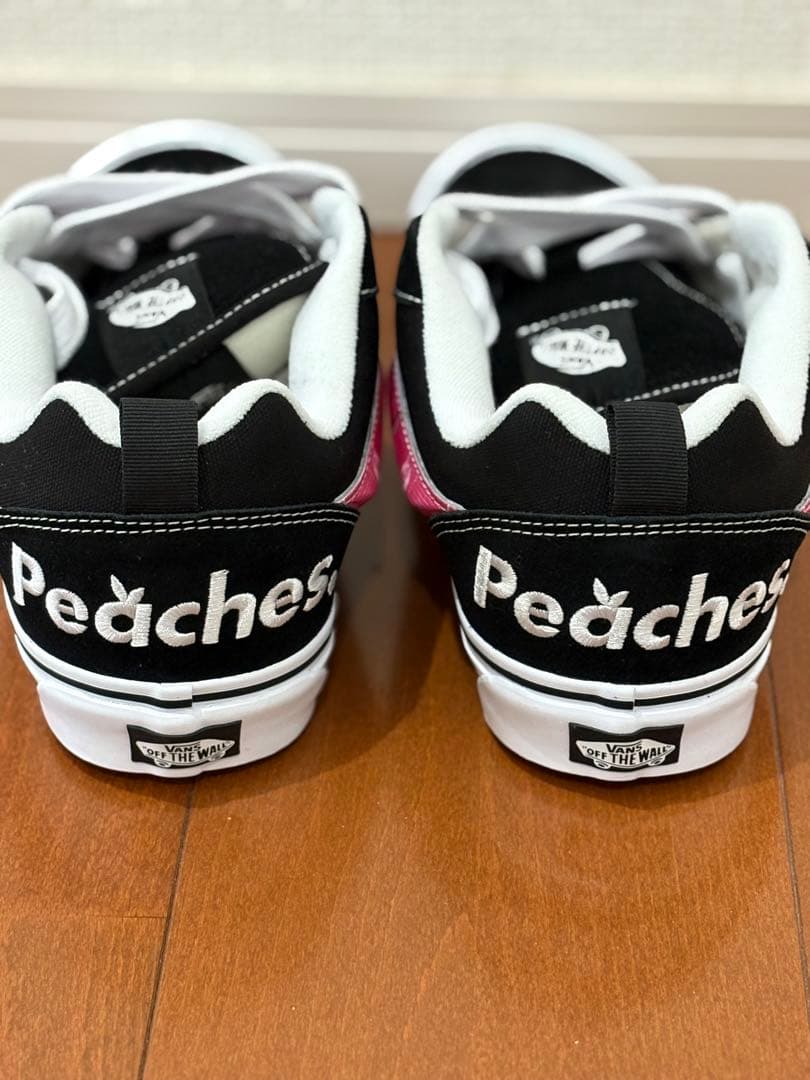 【送料無料】未使用品Vans Peachesスニーカー サイズus10 28cm