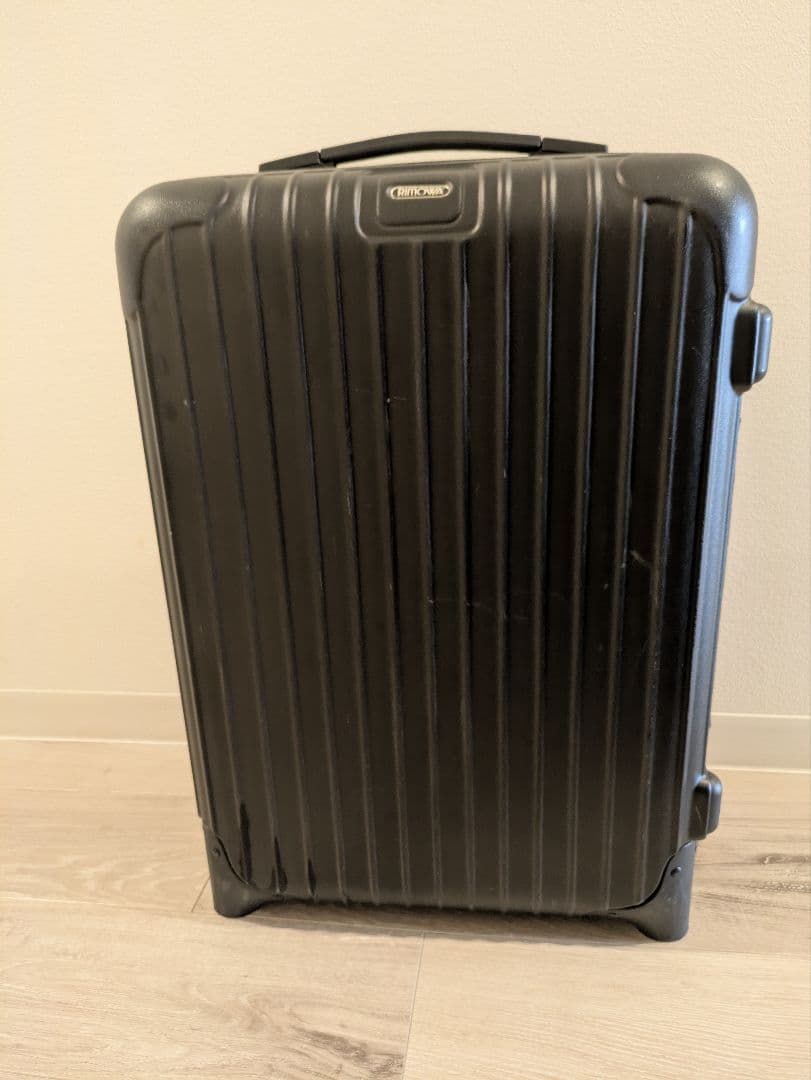 RIMOWA リモワ サルサ 35L マットブラック 機内持ち込みサイズ
