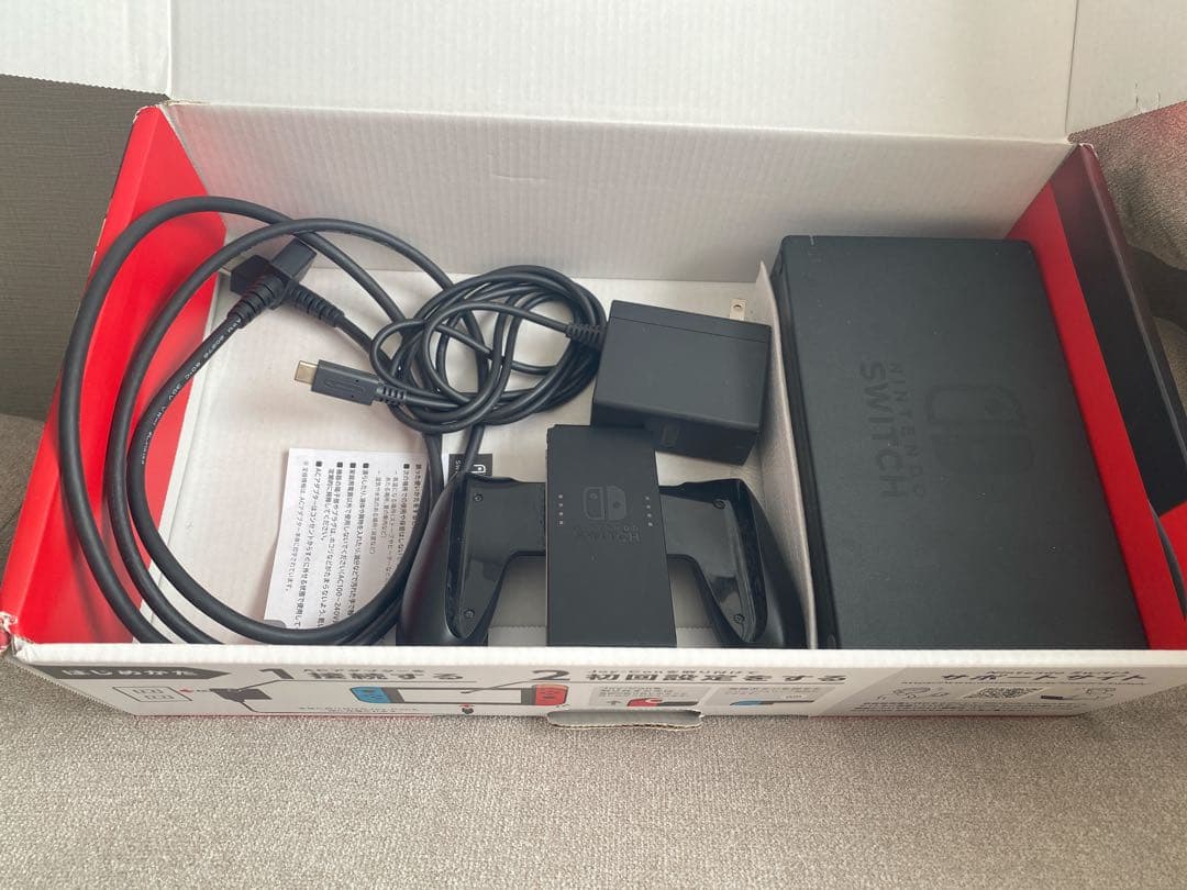 Nintendo Switch 本体 ジョイコンなし