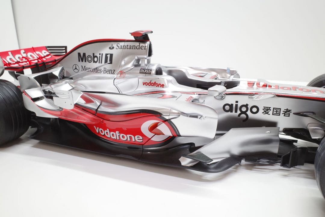 【限定1/8】マクラーレンMP4-23 (全長60cm) ※お問合せ下さい！