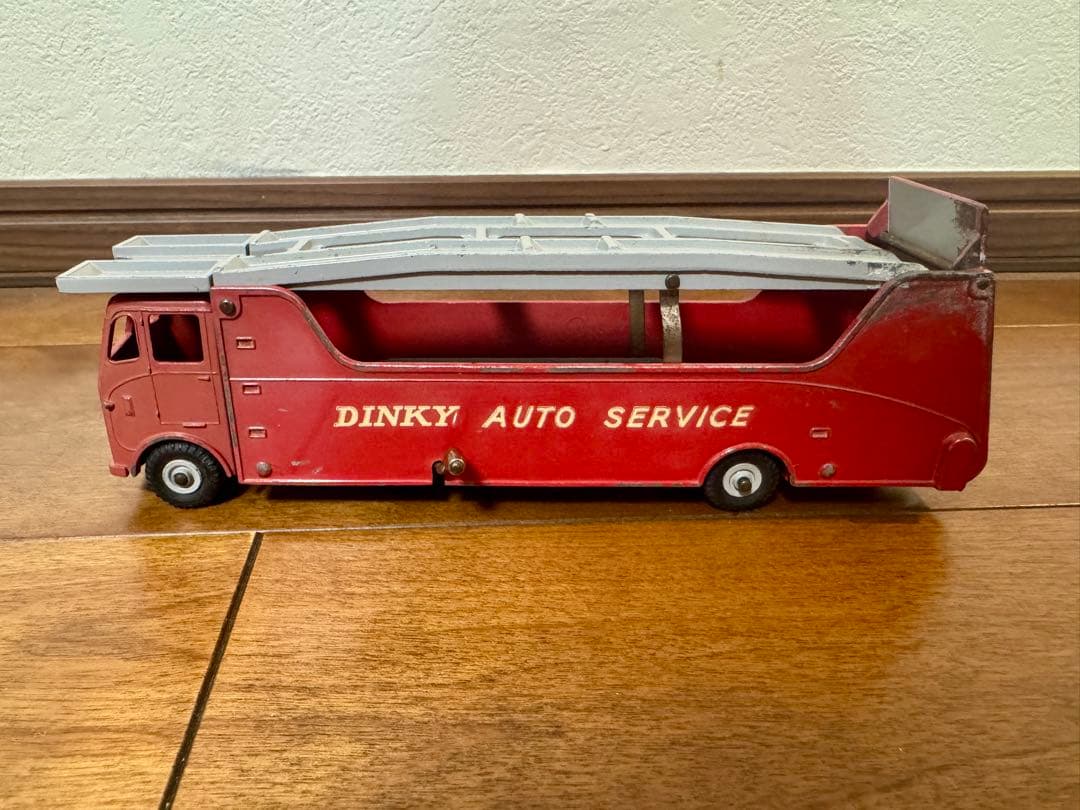 ヴィンテージ】DINKY SUPERTOYS セット（No.984、985）