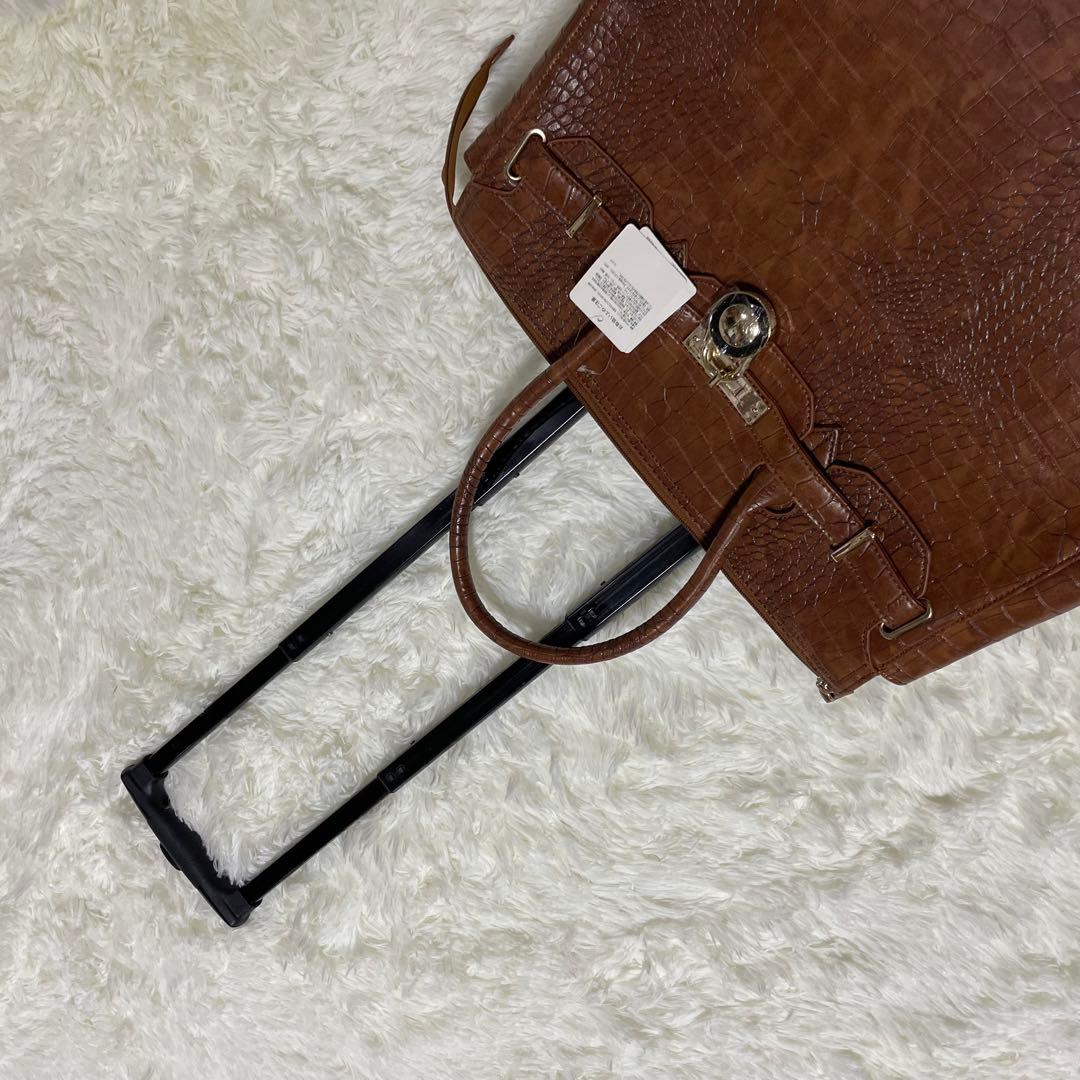 新品タグ付き クーコ COOCO クロコ型押しキャリーカート all products