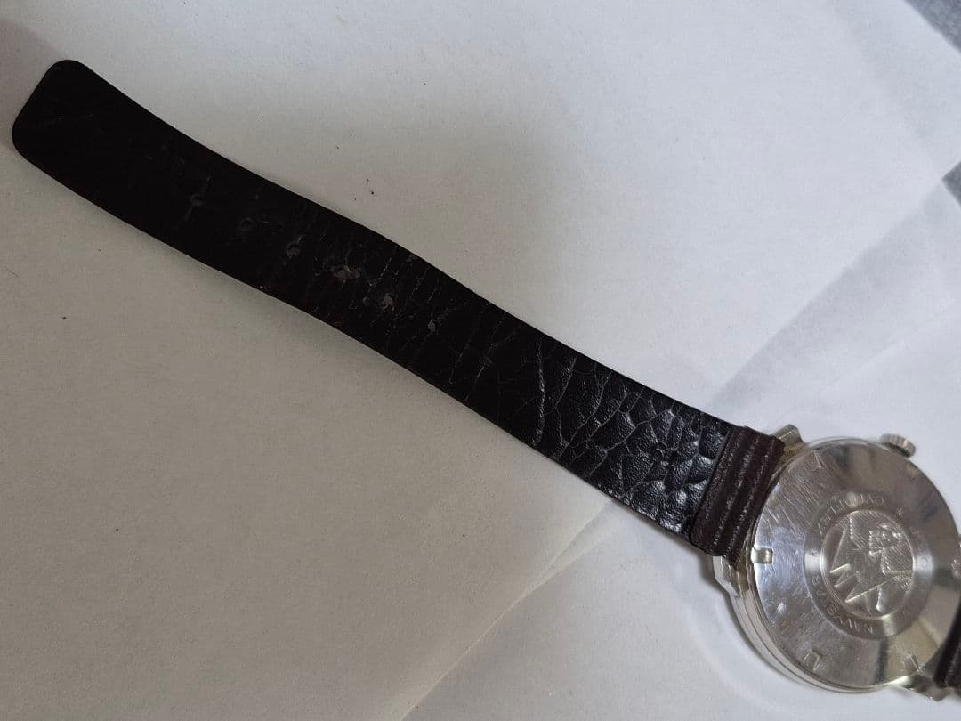 R*8様 CYMA navystar 自動巻き　メンズ腕時計