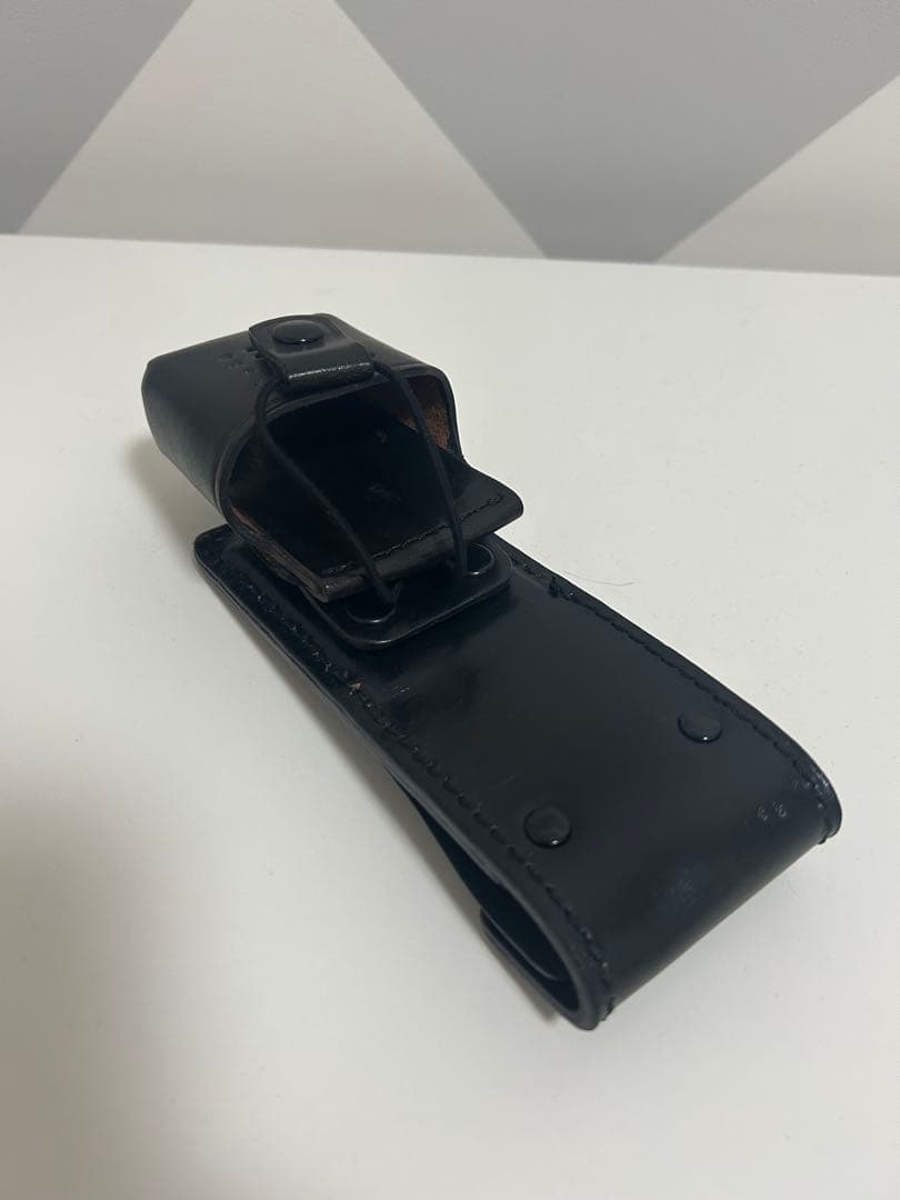 警察グッズ】無線機ホルスター 調整版付 - メルカリ