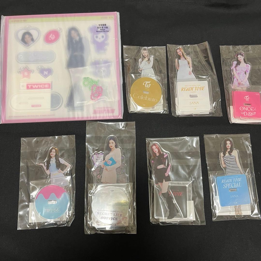 TWICEサナ アクスタ 商品詳細ページ | ONCE JAPAN OFFICIAL SHOP | TWICE JAPAN FAN