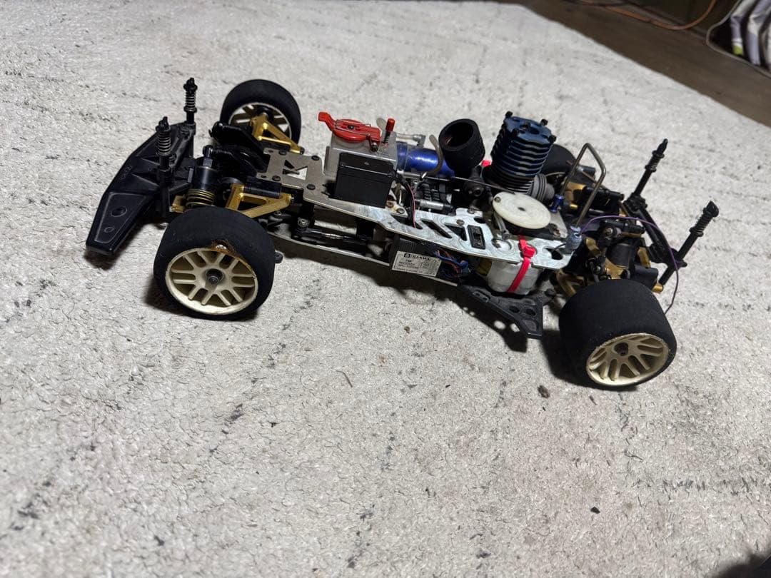 KYOSHO ラジコンカー エンジン付き