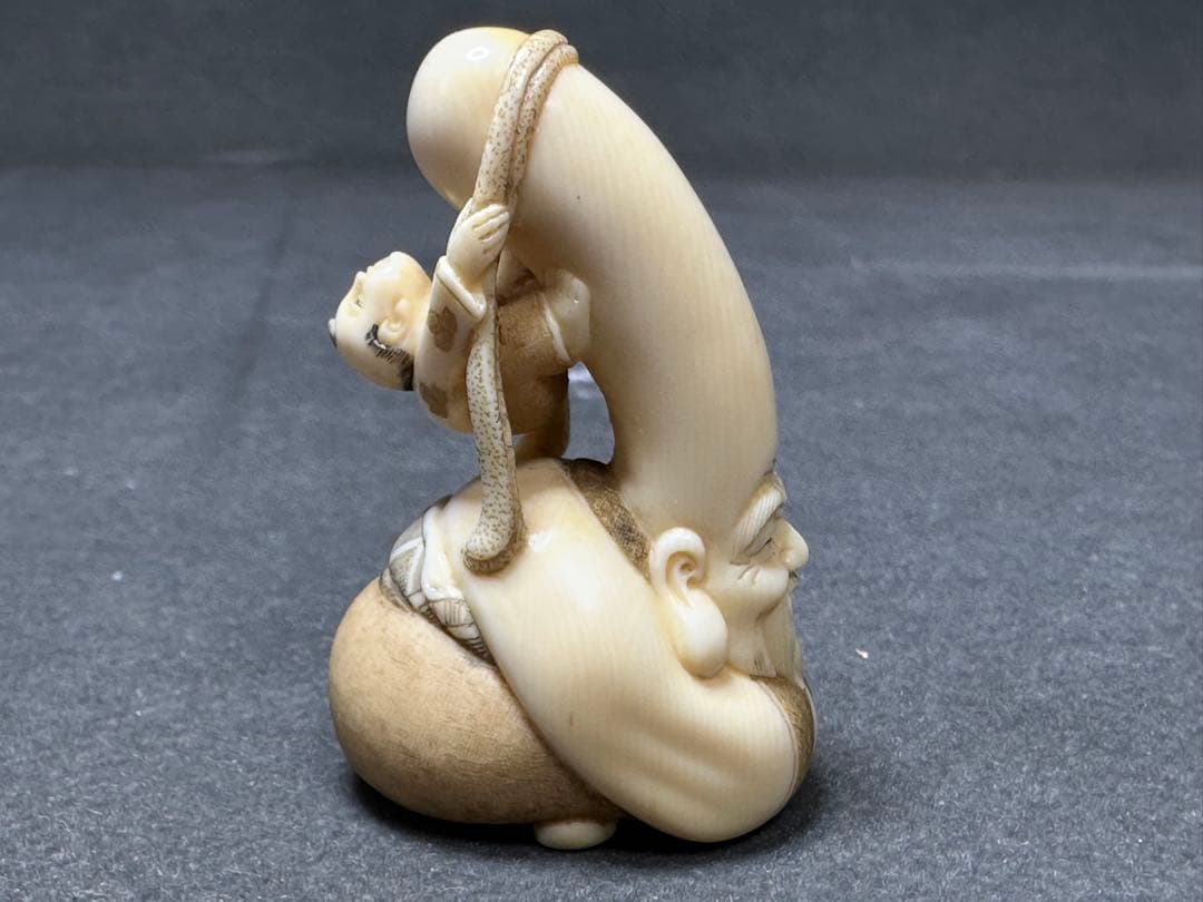 極上 根付 天然素材 アンティーク 和彫 置物 骨董 飾り物 古美術品 置物