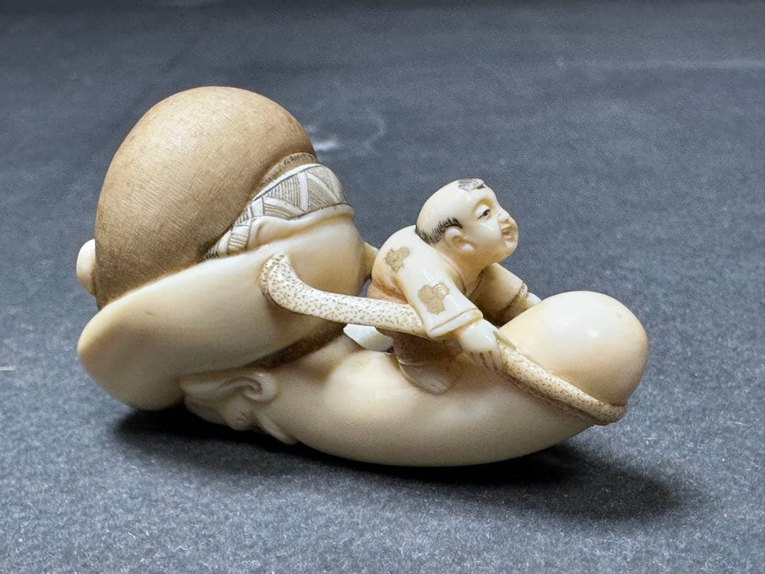 極上 根付 天然素材 アンティーク 和彫 置物 骨董 飾り物 古美術品 置物