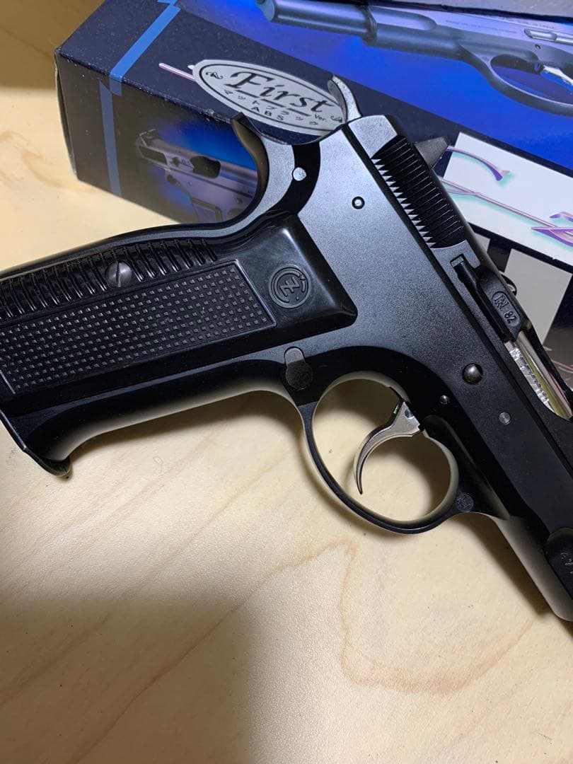 KSC CZ75 1st マットブラックABS製　非システム7