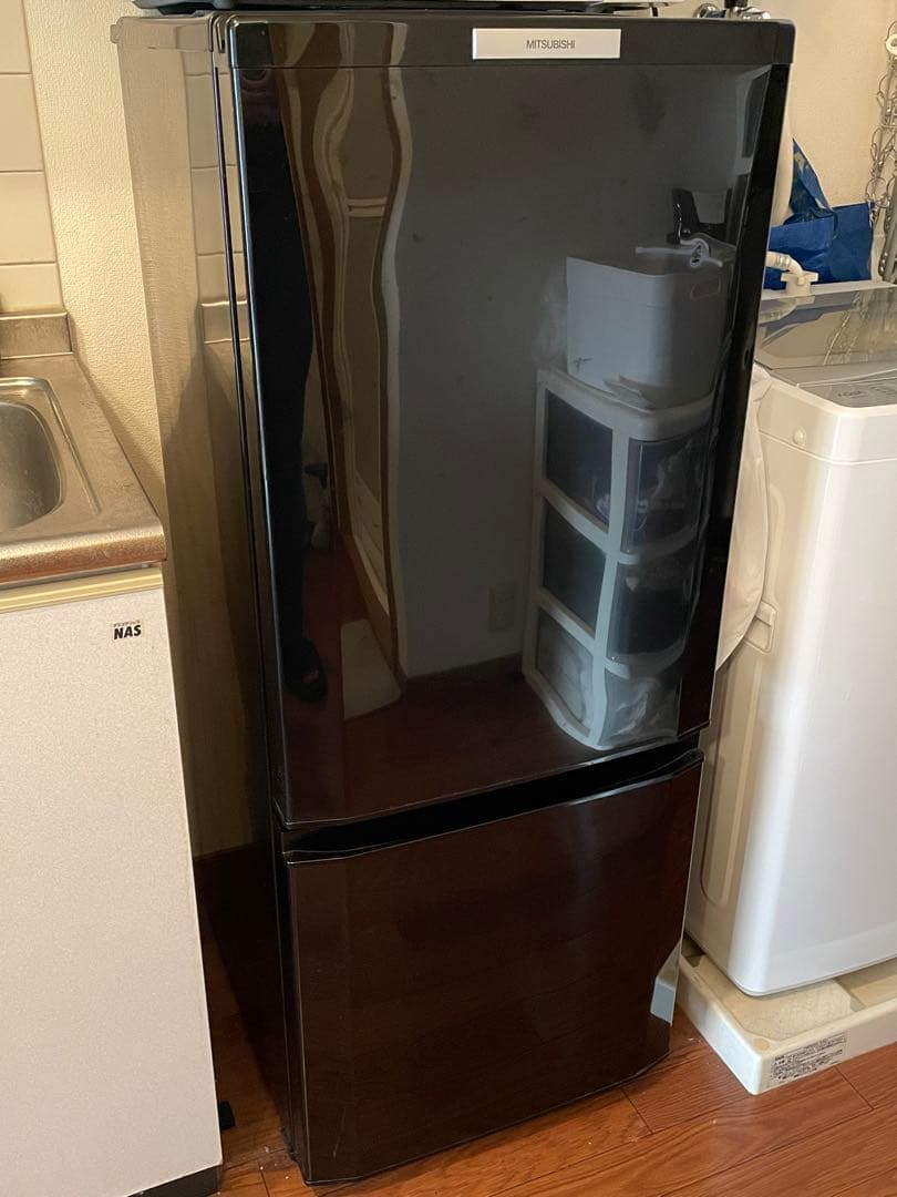 三菱 2ドア冷蔵庫 146L（MR-P15W-B）/ 2013年製