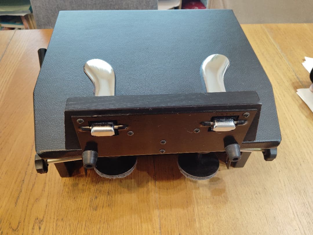 ダンパーペダル ブラック