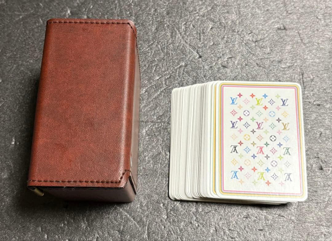 LOUIS VUITTON　ルイヴィトン✖️村上隆　マルチカラー　トランプ　白のみ