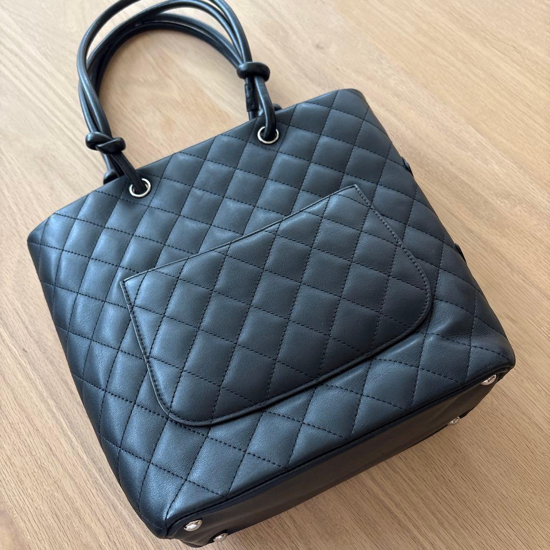 シャネル　カンボンライン