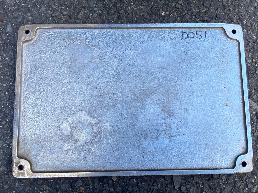 DD51製造銘板