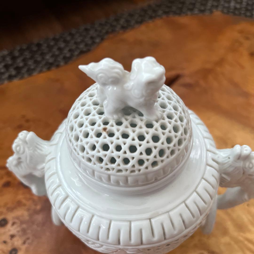 有田焼 京泉作 白磁 透遊鐶龍耳 香炉 透かしデザイン - メルカリ