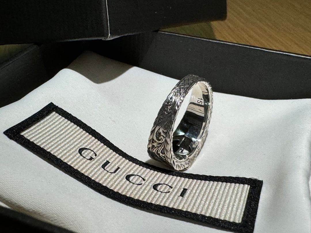 GUCCI リング 15号　インターロッキング シルバ ー Y223