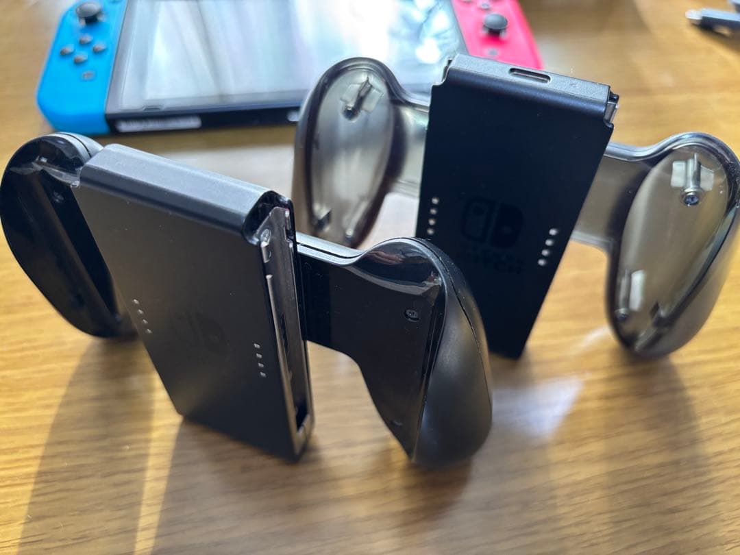 Nintendo Switch 本体 ピンク/グリーン/ブルー