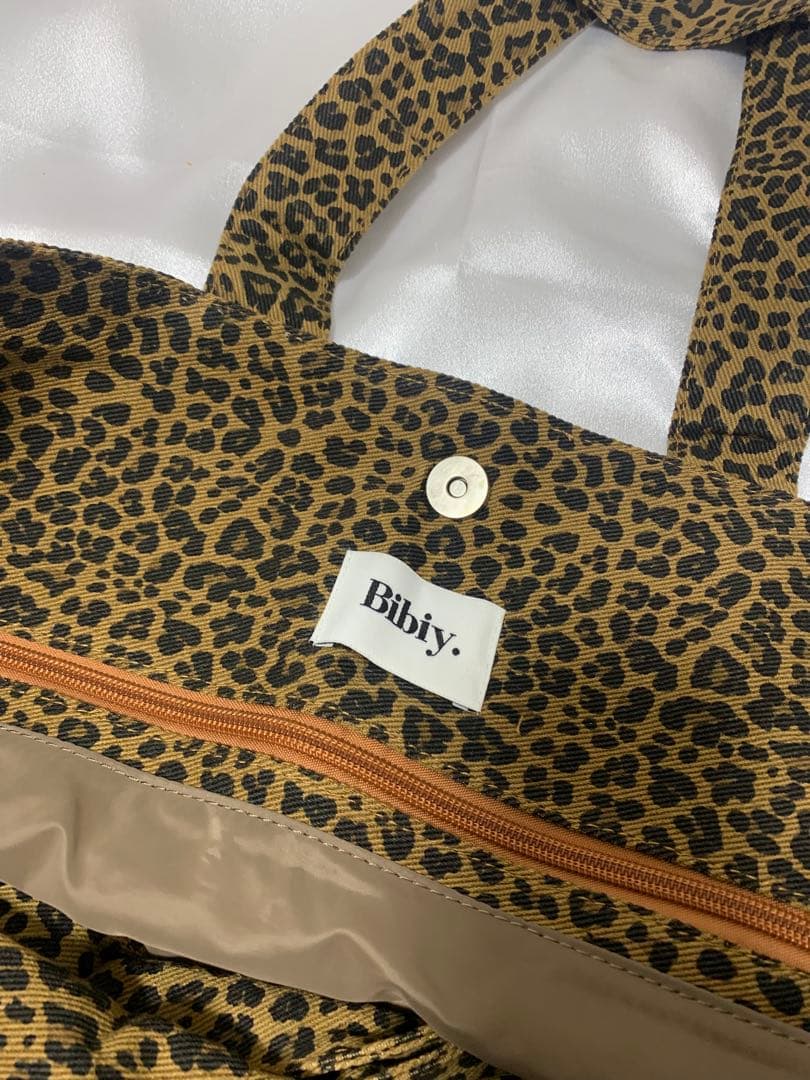 MAISON BIBIY. LEOPARD TOTE bibiy.