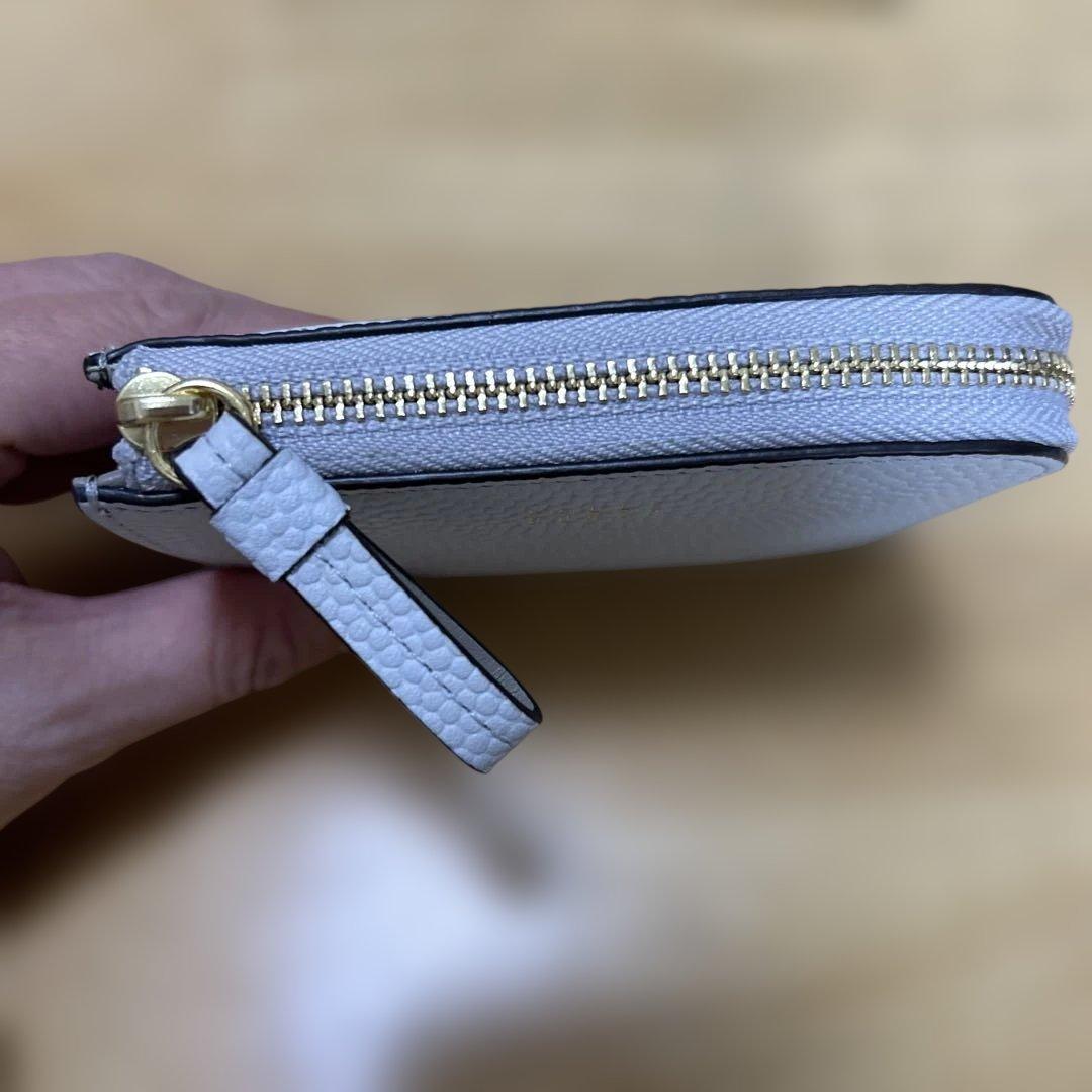 《新品》PELLE BORSA L字ファスナーミニ財布