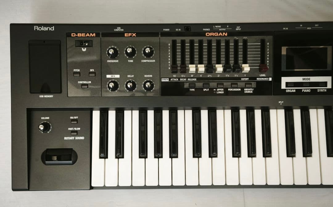 ROLAND V-Combo VR-09 61鍵盤 キーボード、シンセサイザー