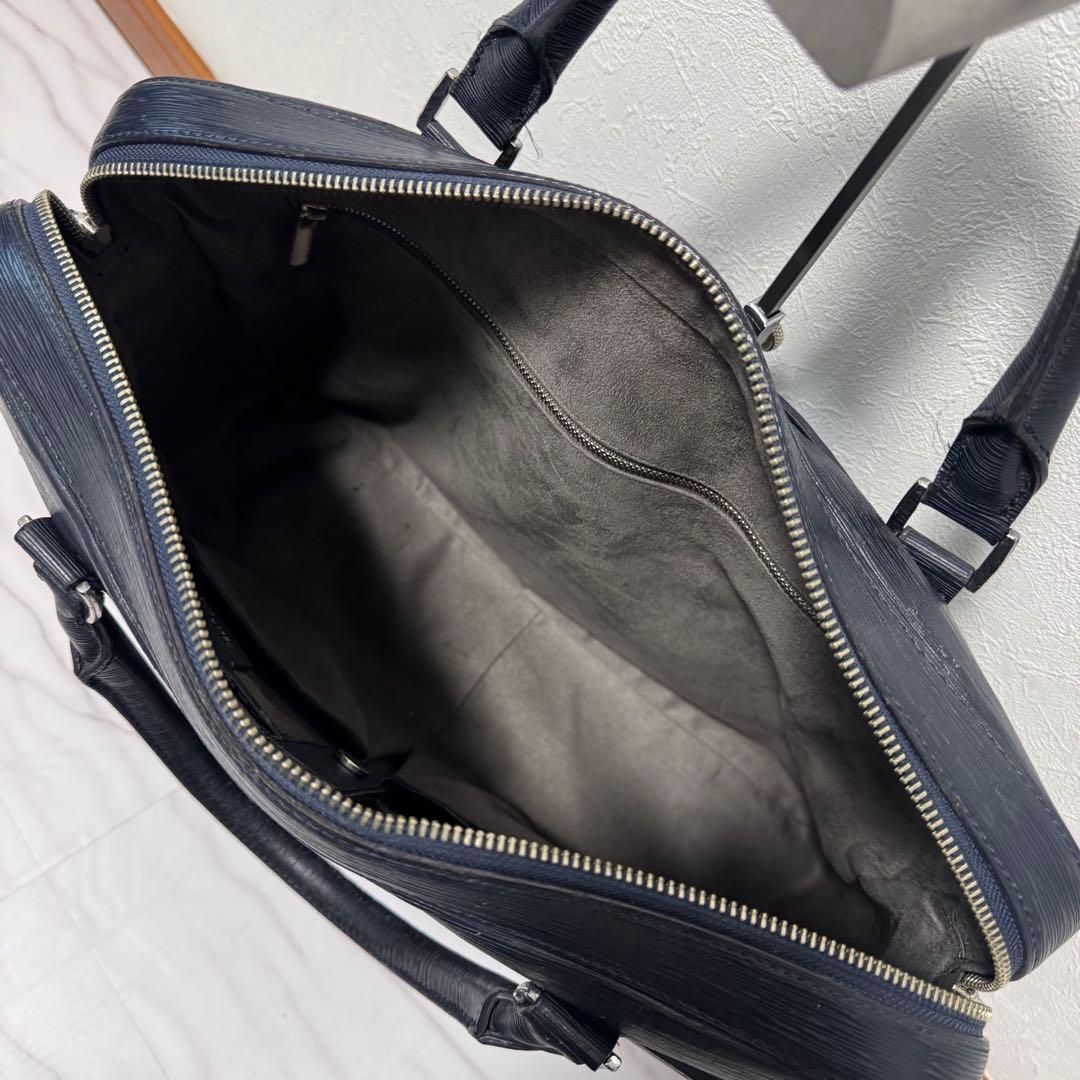 ペッレモルビダ キャピターノ 2wayビジネスバック ネイビー レザー A4PC