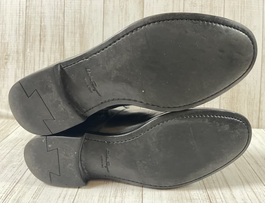 サルバトーレフェラガモ　サイドジップブーツ