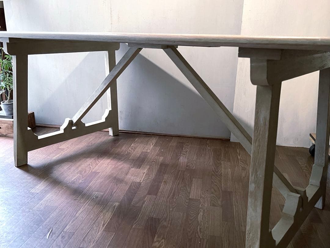 ダイニングテーブル Nora. Ella oak Dining Table