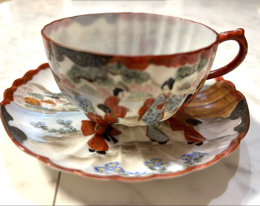 九谷焼コーヒーカップ 明治時代輸出品 手書き風景画 細密画 金彩 金蘭