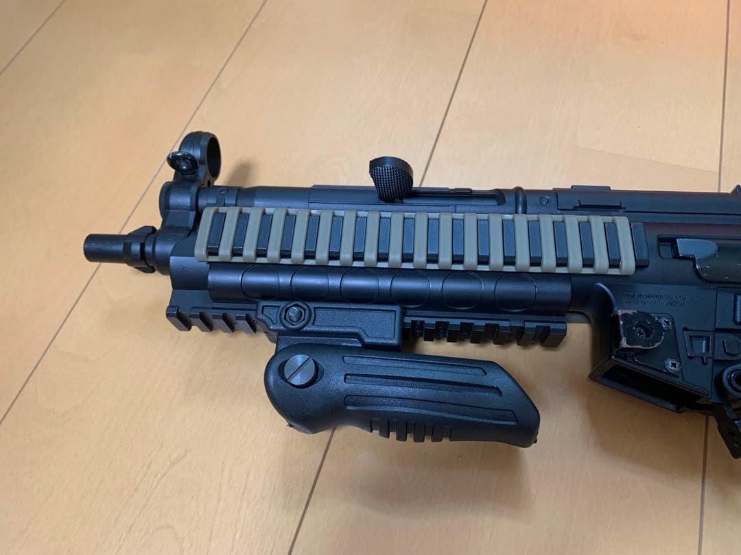 東京マルイ　電動ガンボーイズ（10禁）　ライトプロ　マガジン・赤外線他付き