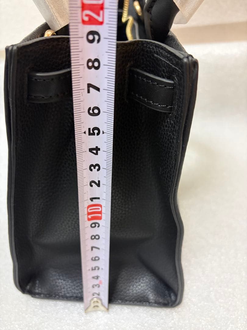 新品未使用品　トミー・ヒルフィガー 黒 レディース　ハンドバッグ