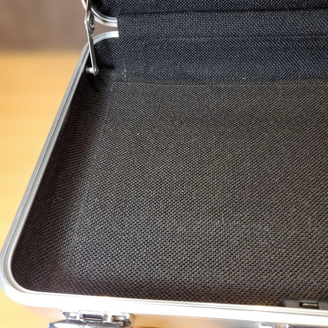 【希少】ゼロハリバートン アタッシュケース ELITE ダイヤル錠