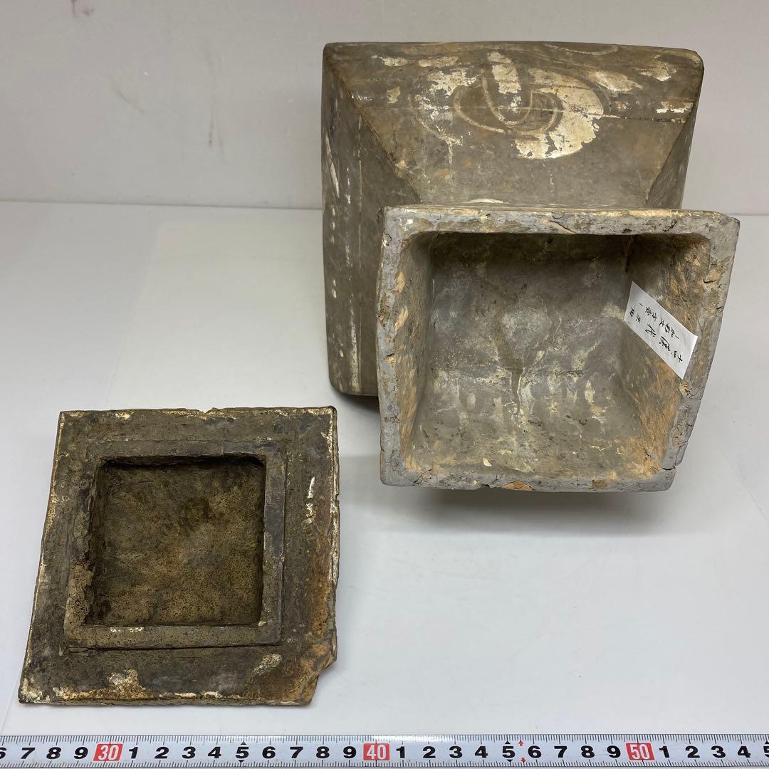 中国漢時代 灰陶加彩方壷 共箱 高さ43㎝ タカサニ