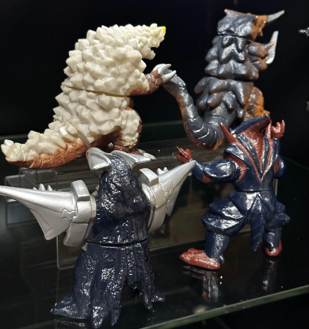 電光超人グリッドマン/サンダーグリッドマン/ギラルス/バギラ/シノビラー他ソフビ