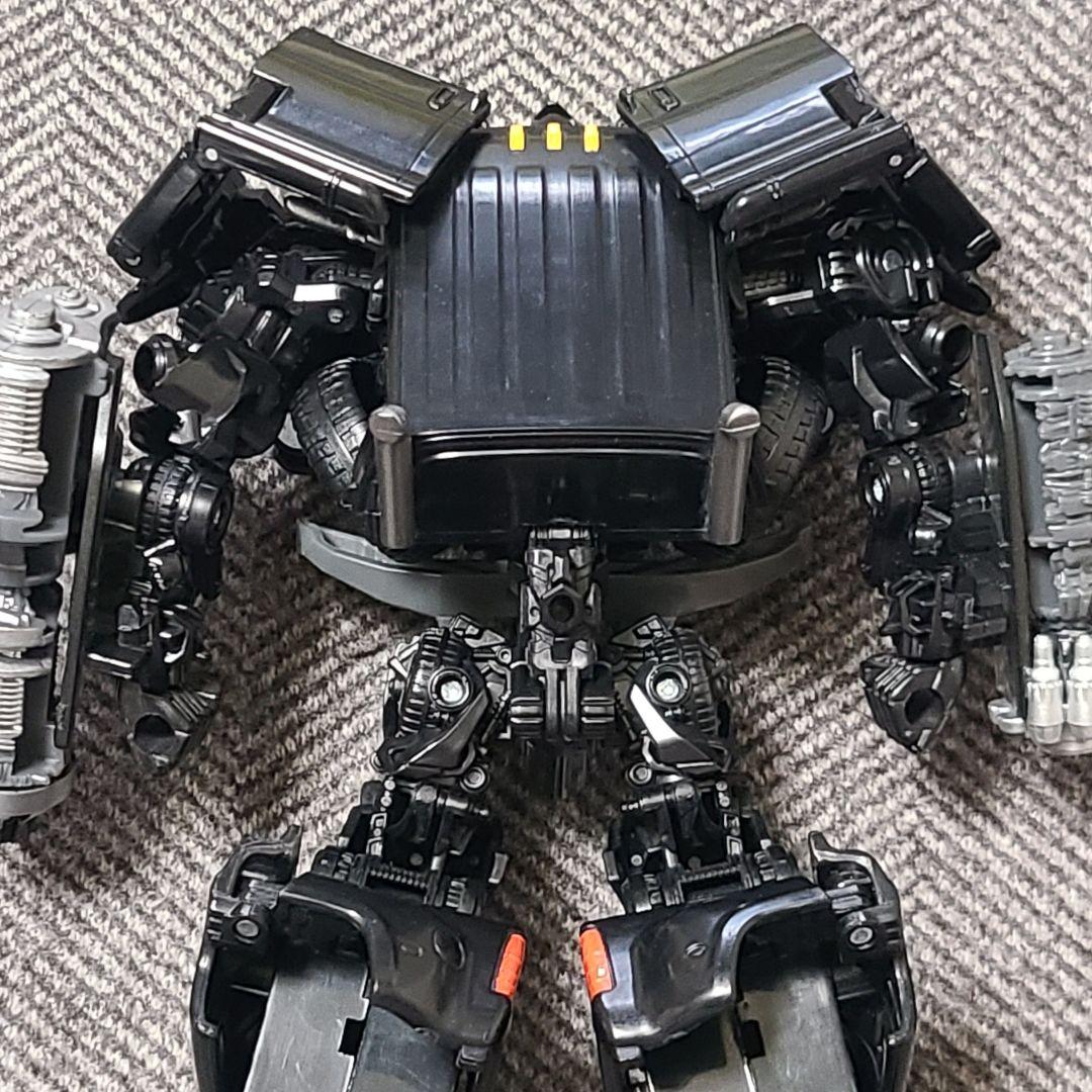 トランスフォーマー スタジオシリーズ SS-15 アイアンハイド