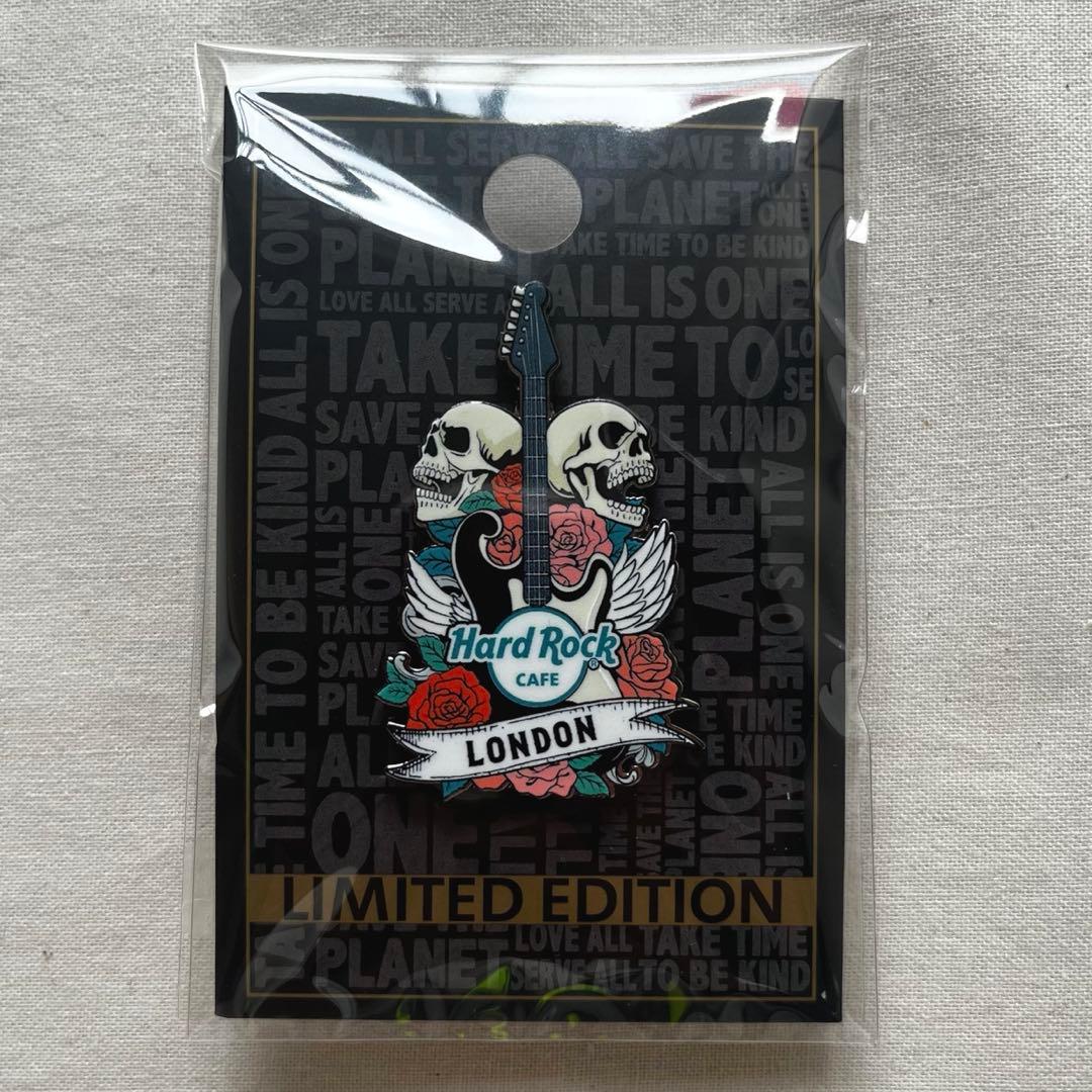 海外店舗限定 】 HardRockCafeスカルローズギターピンバッジロンドン