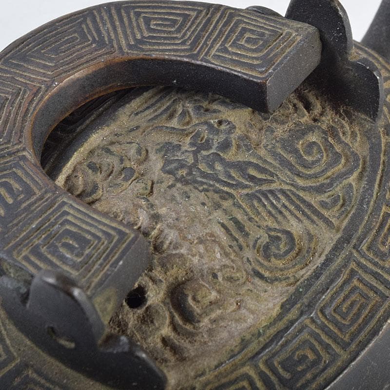 中国 古銅 神獣雷刻 水滴 書道具 V R9176