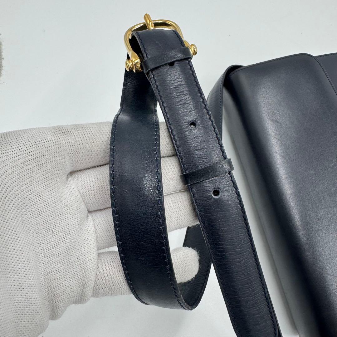 CELINE セリーヌ 馬車金具 カーフ レザー ショルダーバッグ 黒紺