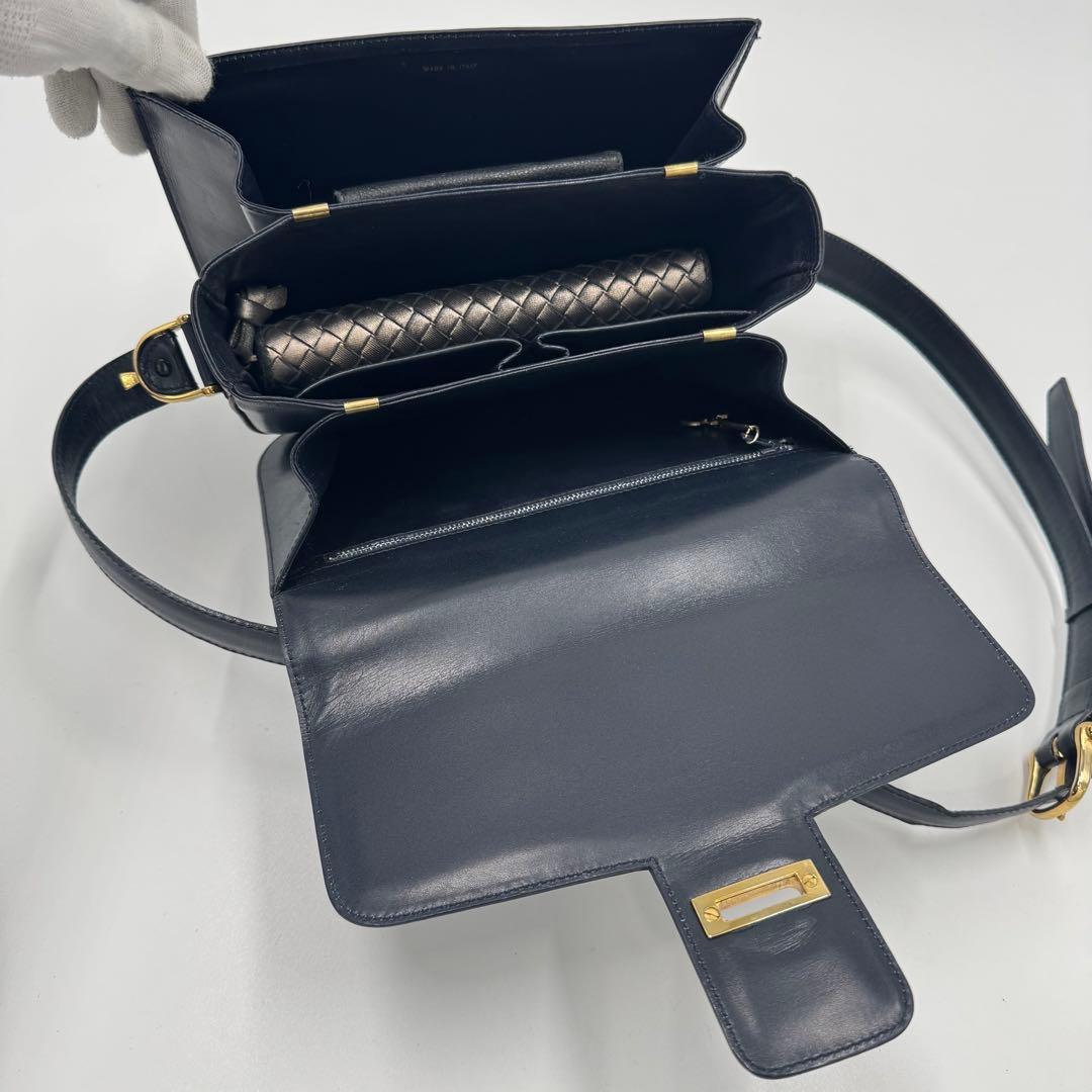 CELINE セリーヌ 馬車金具 カーフ レザー ショルダーバッグ 黒紺