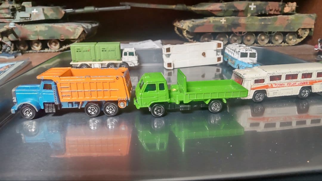 クインビー様、専用商品です。宜しくお願いします。トミカとスカイライン