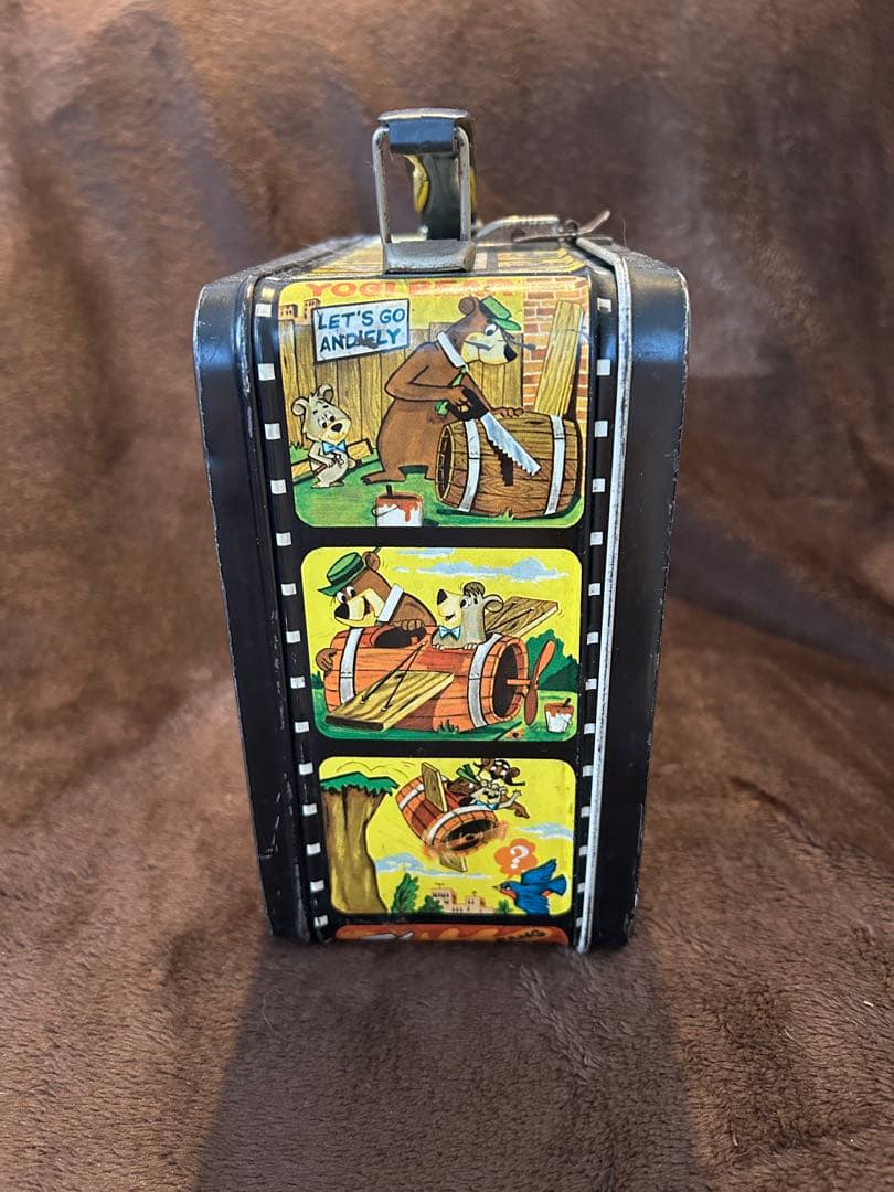 ヴィンテージ 1961年 ヨギベアと仲間たちのメタルランチボックス