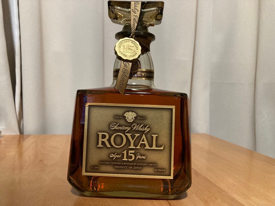 サントリー ウイスキー ローヤル15年ゴールドラベル
