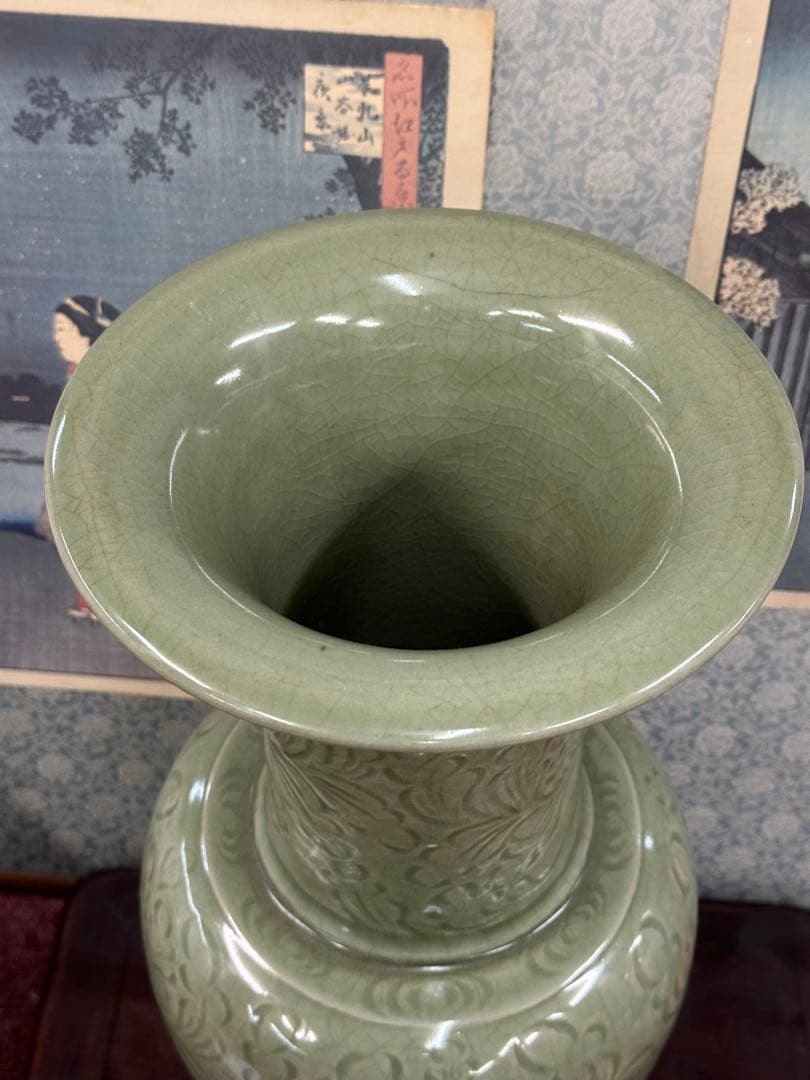 龍泉窑大瓶 置物 中国古美術 - メルカリ