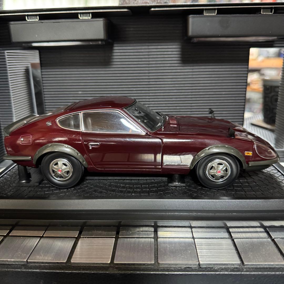 絶版未展示品 京商 1/18 ニッサン フェアレディ 240Z-G マルーン