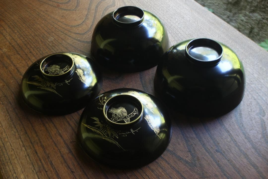 デッドストック！時代金縁黒漆に優美な松竹場沈金のお椀2点（検輪島塗蒔絵椀雑煮椀