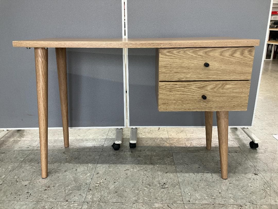 ニトリ デスク ブラウン