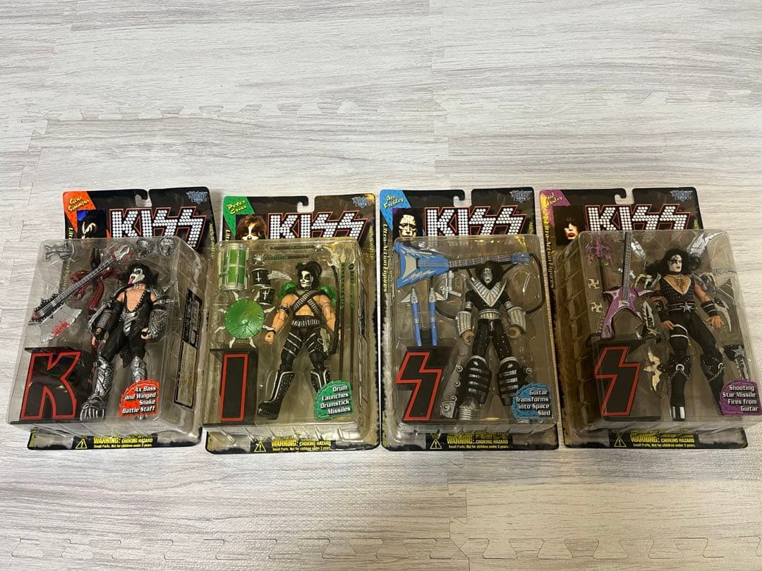 KISS アクションフィギュア 4体セット