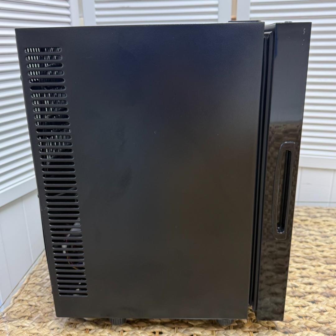 ★エスキュービズム　20L　冷蔵庫　ペルチェ式　WRH-M120　2018年製