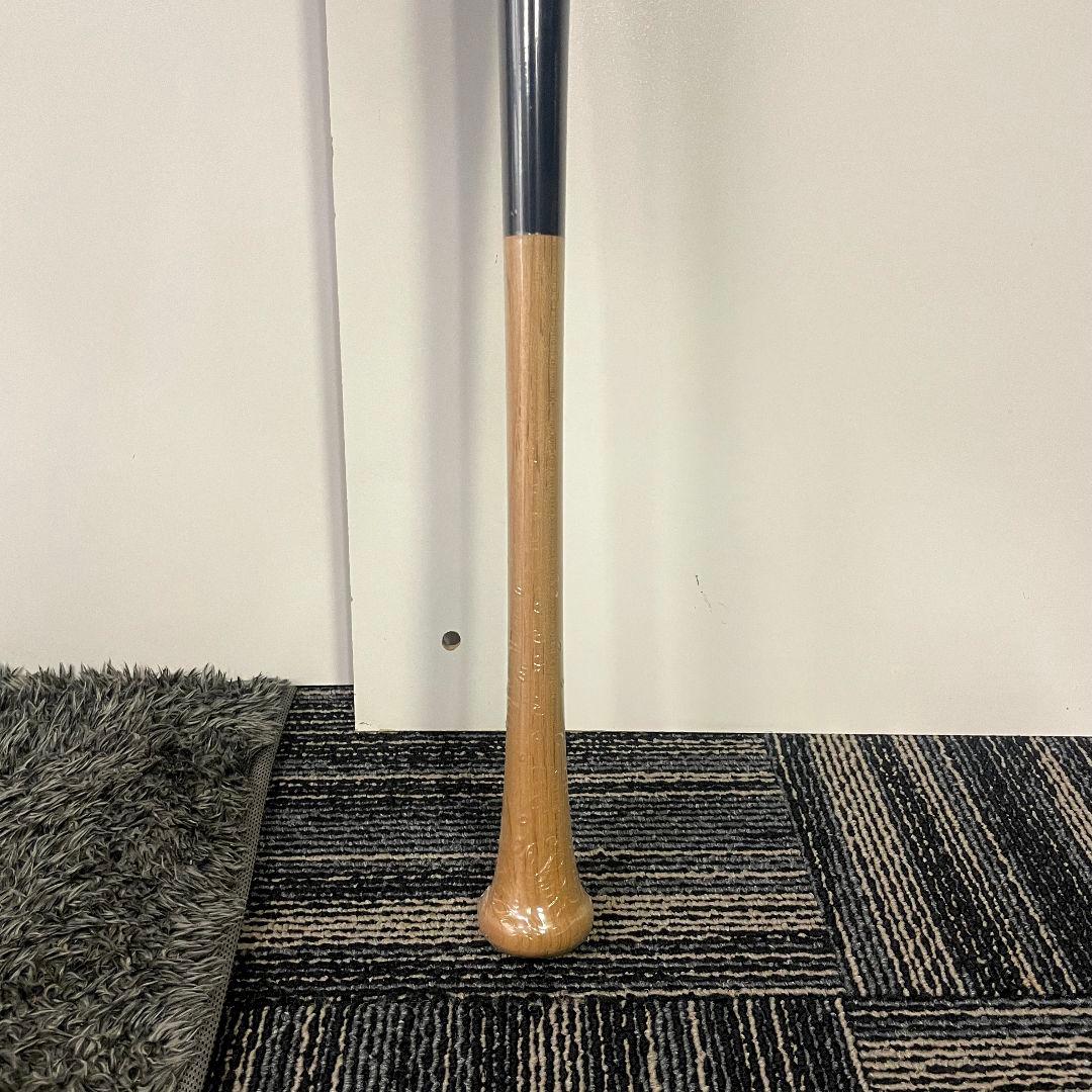 西岡剛 選手 直筆サイン入りバット 千葉ロッテマリーンズ C99