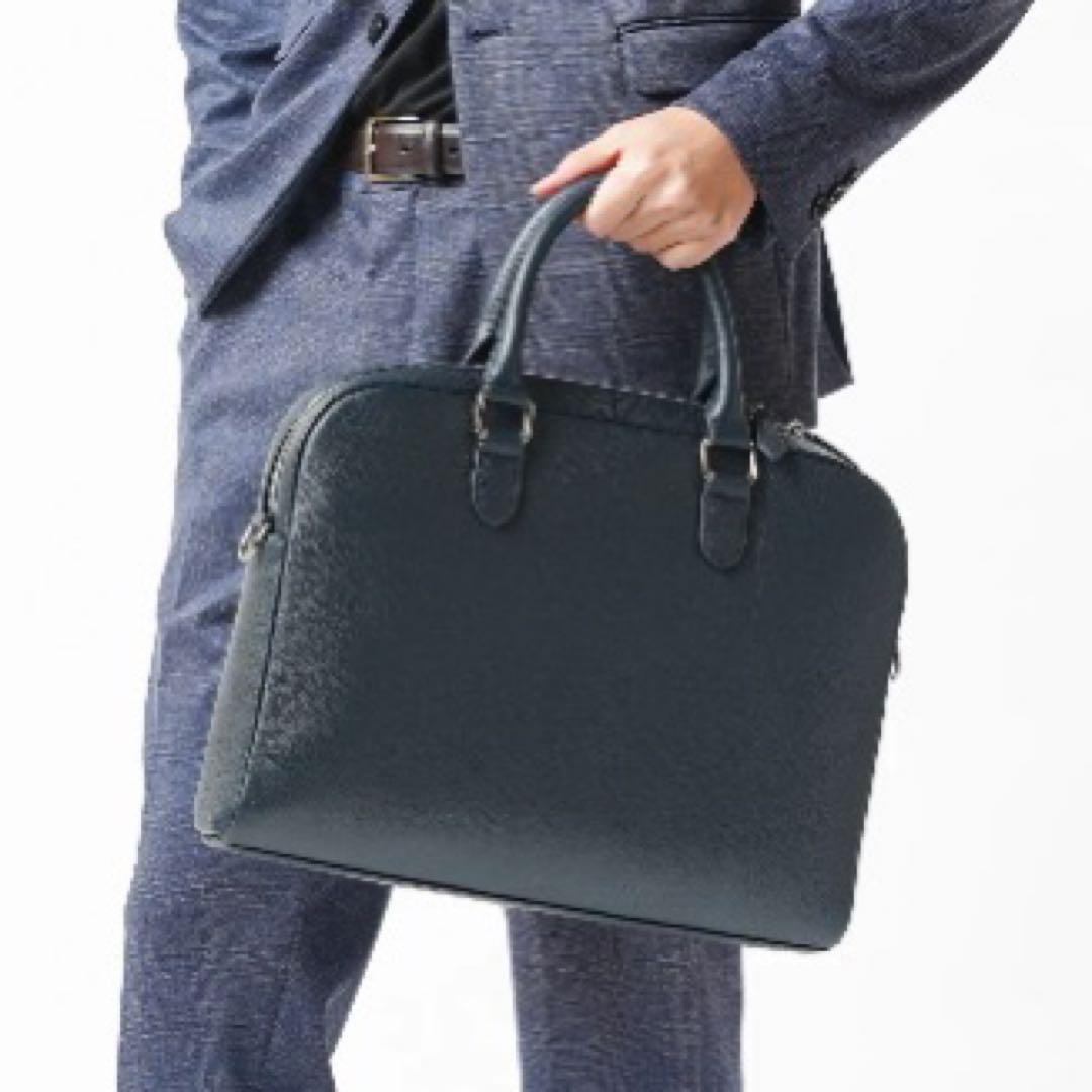 ヤマ ブラックレザービジネスバッグ